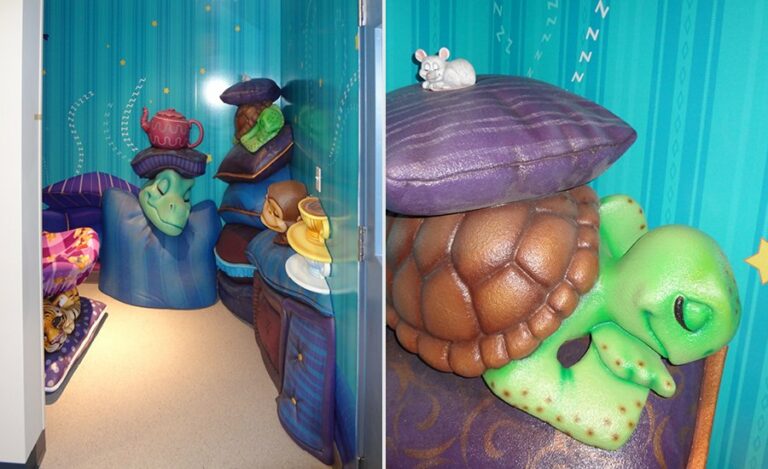 childrens medical recovery room with dinosaur sculptures