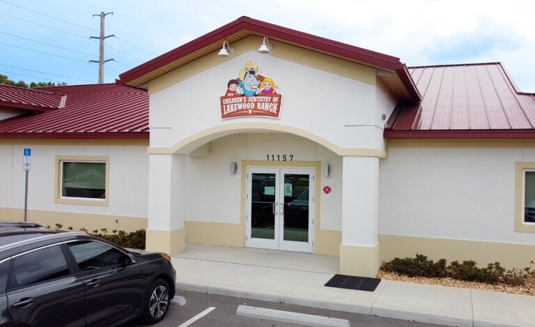 Exterior shot of Children's Dentistry of Lakewood Ranch.